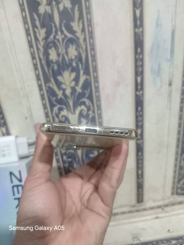 Infinix zero 30 4