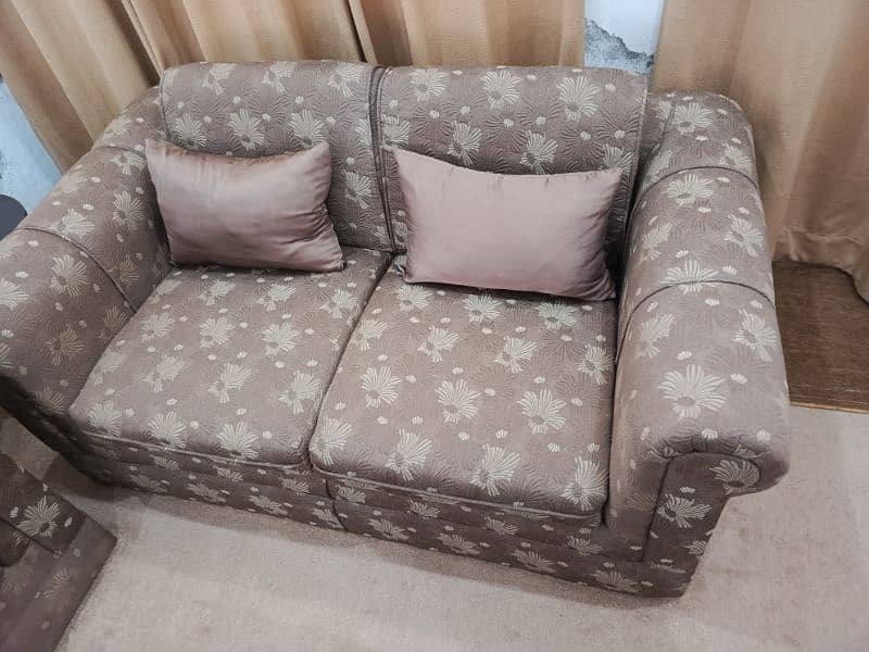 9 seater sofa set | buy now |10/10 conditions 0