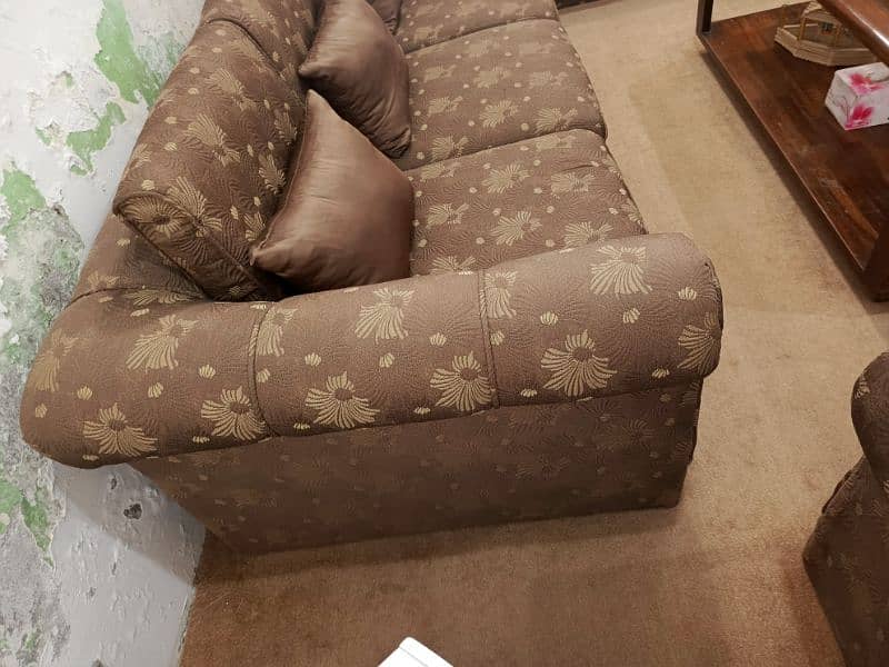 9 seater sofa set | buy now |10/10 conditions 7