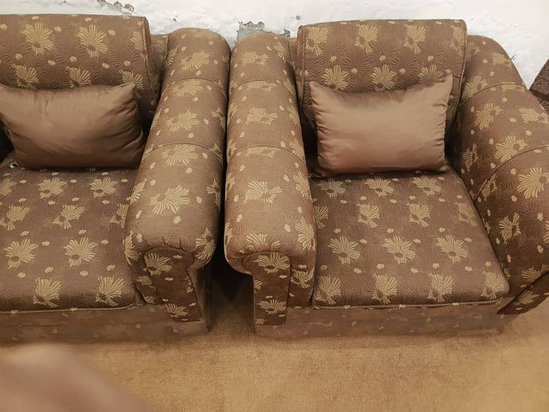 9 seater sofa set | buy now |10/10 conditions 10