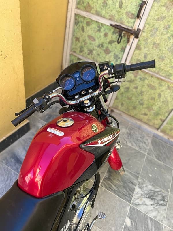 YBR125 red colour 7600drigen 3