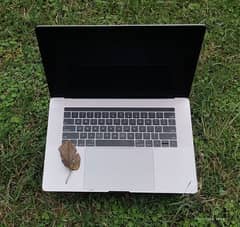 MacBook Pro 2019, 16", 32/1Tb,