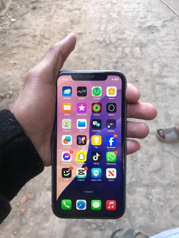 iPhone 11 / 64gb 5