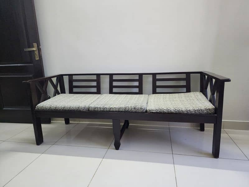 5 seater wooden sofa set for sale 0