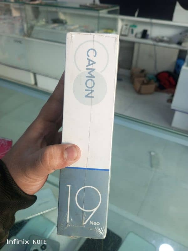 camon 19 neo box pack 6/128 GB 2