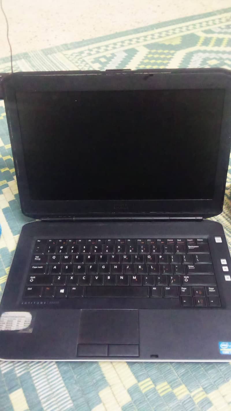 Dell Laptop (I5) 3rd generation (4gb ram) (250 gb SSD Drive) 1