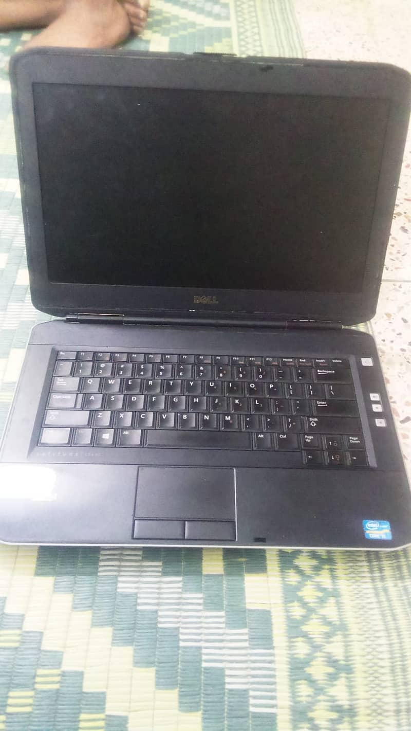 Dell Laptop (I5) 3rd generation (4gb ram) (250 gb SSD Drive) 3