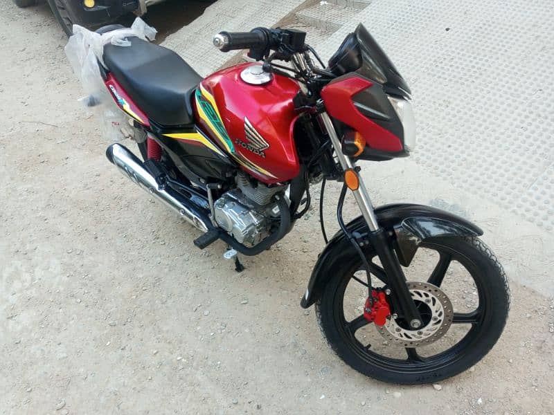 HONDA 125CBF 2