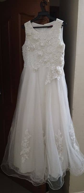 white princess net frock 2