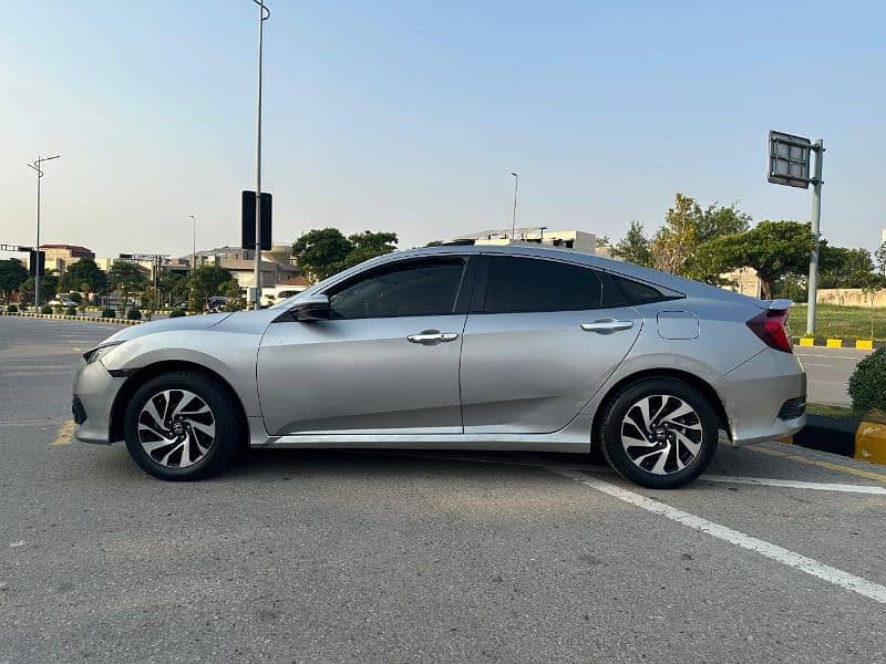 Honda Civic 2018 Available for Rent in Islamabad 1