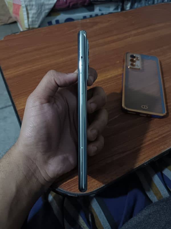 OnePlus 9rt Non Pta 3