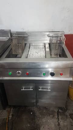 16×16 fryer good conditions contact 03122573169