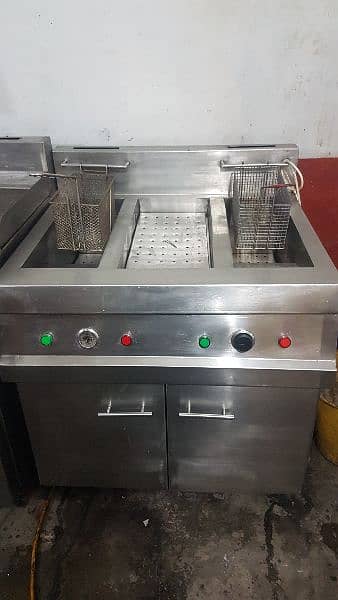 16×16 fryer good conditions contact 03122573169 0