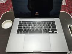 MacBook Pro 16 - year 2019 - 32/512 - 4GB GPU 5300m Pro