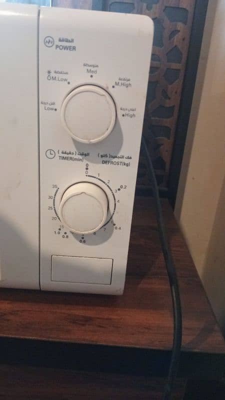 Microwave oven good condition 3