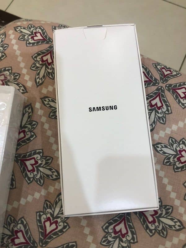 SAMSUNG A14 10