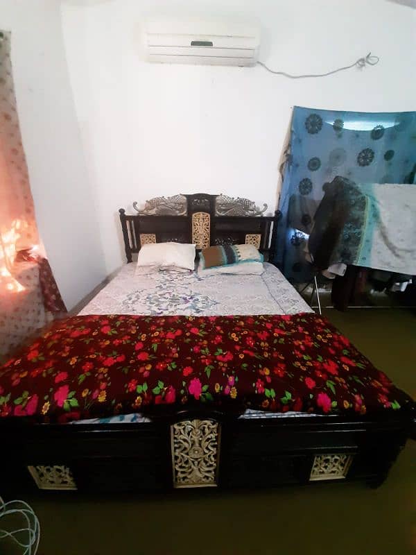 crafted wood bed set for sale 0