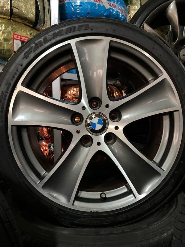 BMW Straight 18 Size Genuine Alloy Wheels For Sale 0