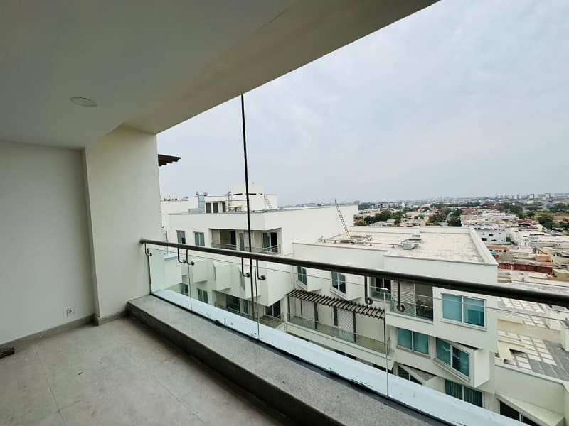 1 bedroom semi Furnished apartment available for rent in DHA Phase 5 Penta Square 3