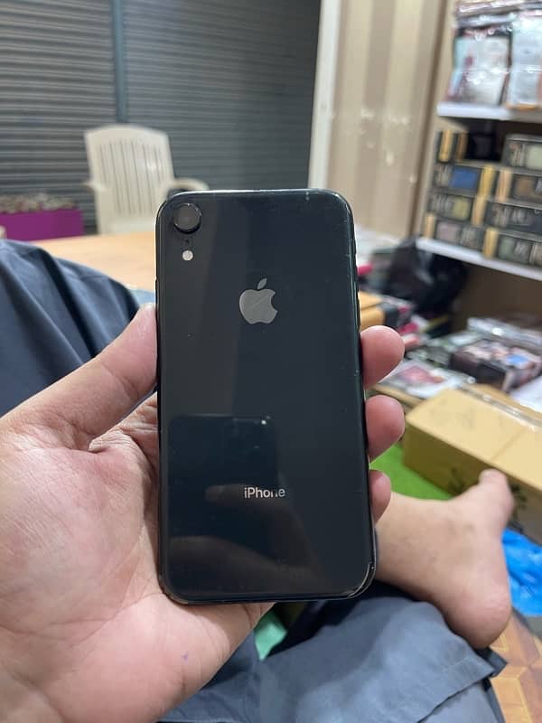 IPHONE XR 64 Jv 4