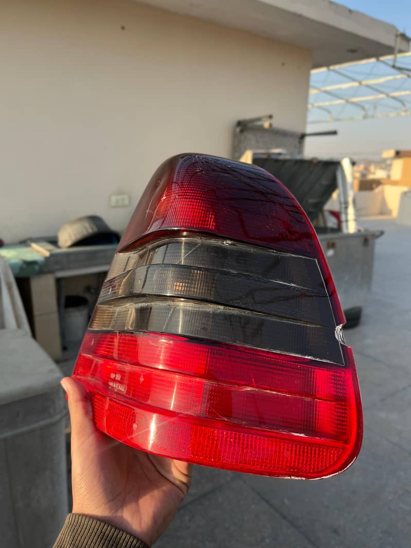 Mercedes C180 Pair of Back Light and Side Mirror Cover 0