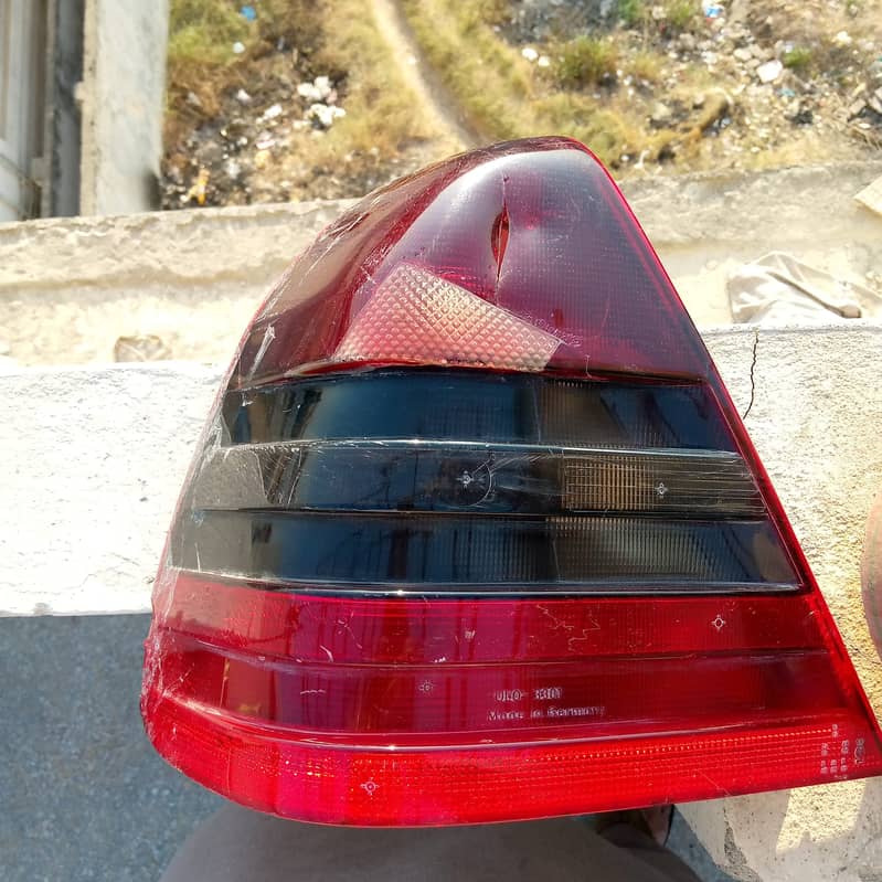 Mercedes C180 Pair of Back Light and Side Mirror Cover 13