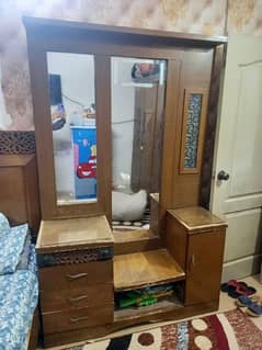 dressing table