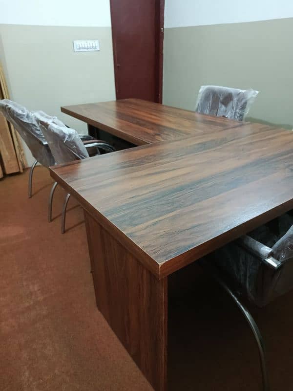 office tables and chairs for sell 0