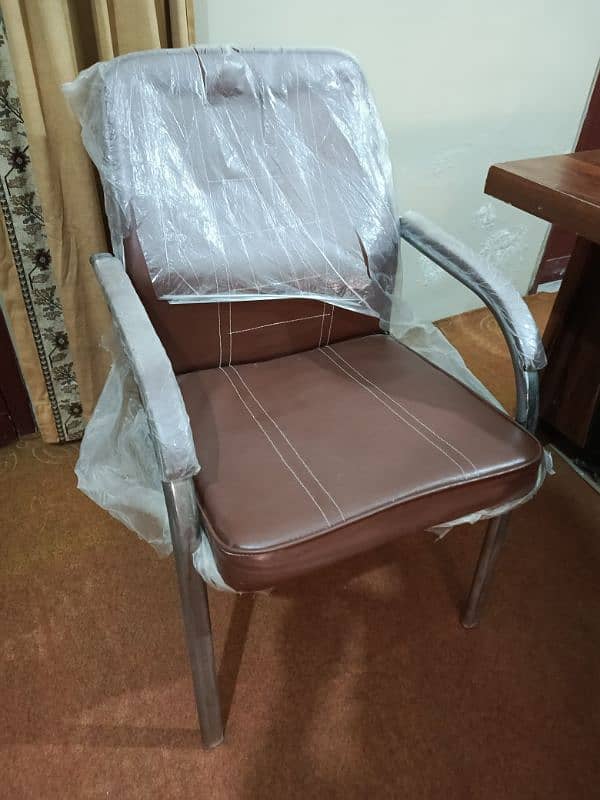 office tables and chairs for sell 4