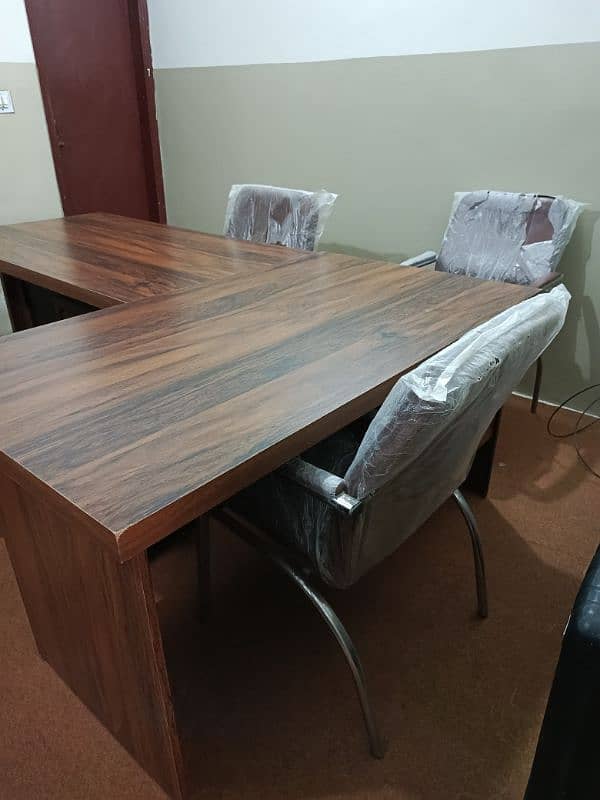 office tables and chairs for sell 7