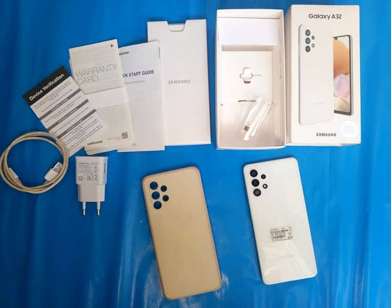 Samsung Galaxy A32 Compte BoX' charger like new 4