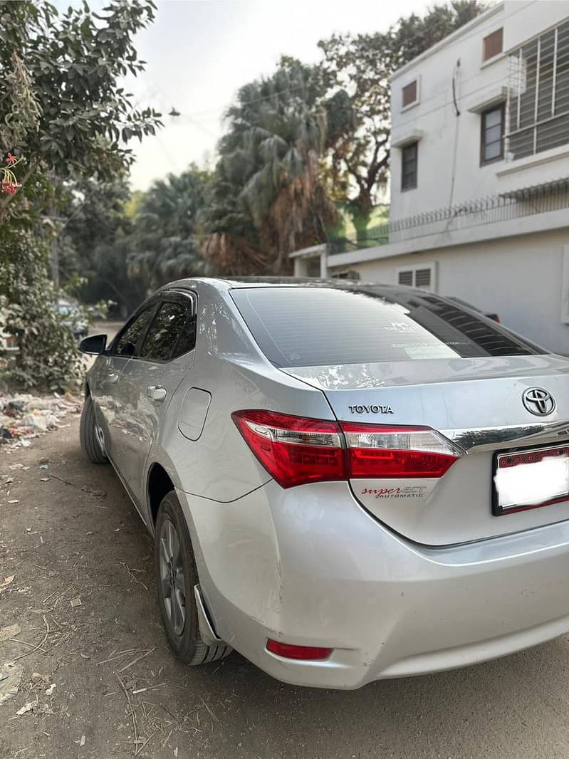 Toyota Corolla Altis 2016 5