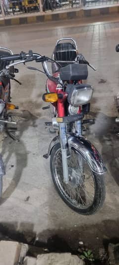 Honda cd 70 2017 model first owner Jhelum number