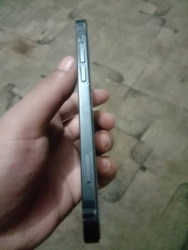 i phone 12 non pta jv 10/9 condition 2