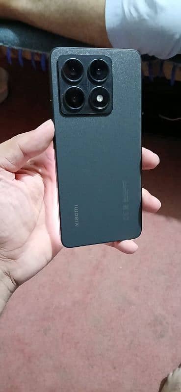 Xiaomi 14t black titanium 1