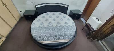 7*7 Feet Round Bed Complete set