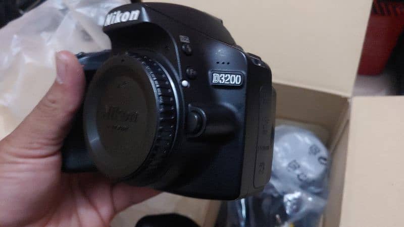 Nikon d3200 with full box condition like brand new slightly used sale. 3