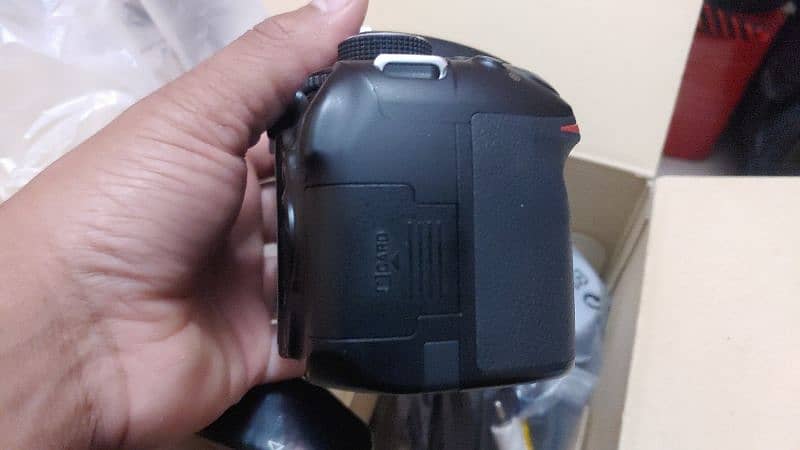 Nikon d3200 with full box condition like brand new slightly used sale. 4