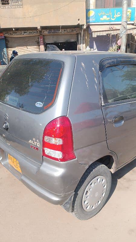 Suzuki Alto 2011 3