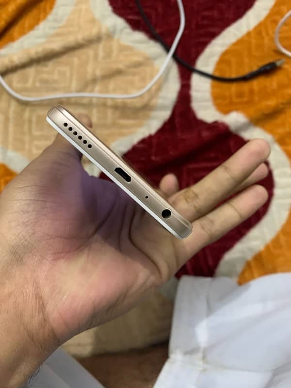 OPPO A57 3