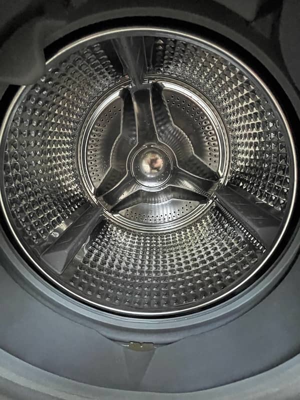 Samsung Automatic Washer Dryer, Like NEW, 8.5/6 Kg Capacity 7