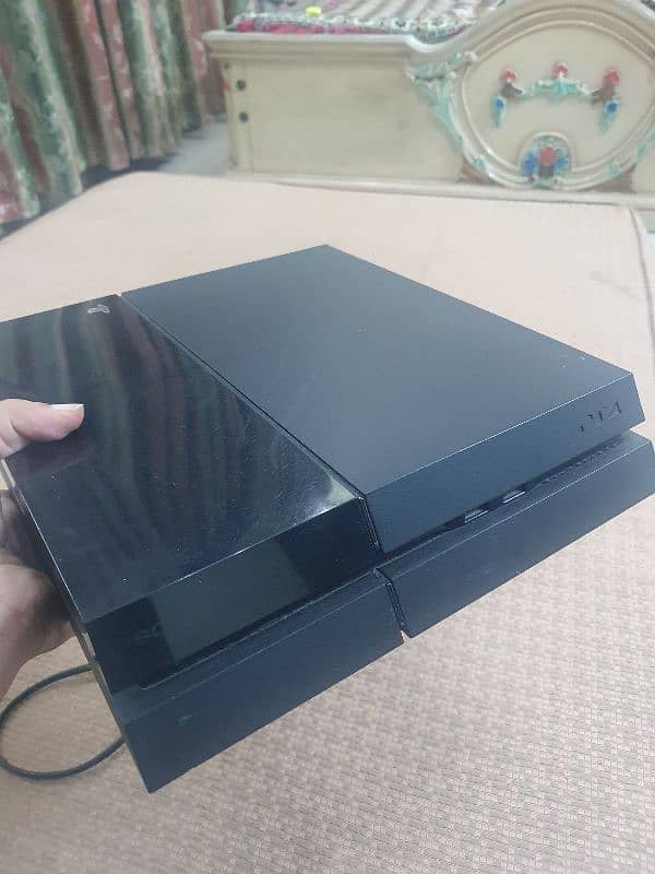 PS4 10BY10 1