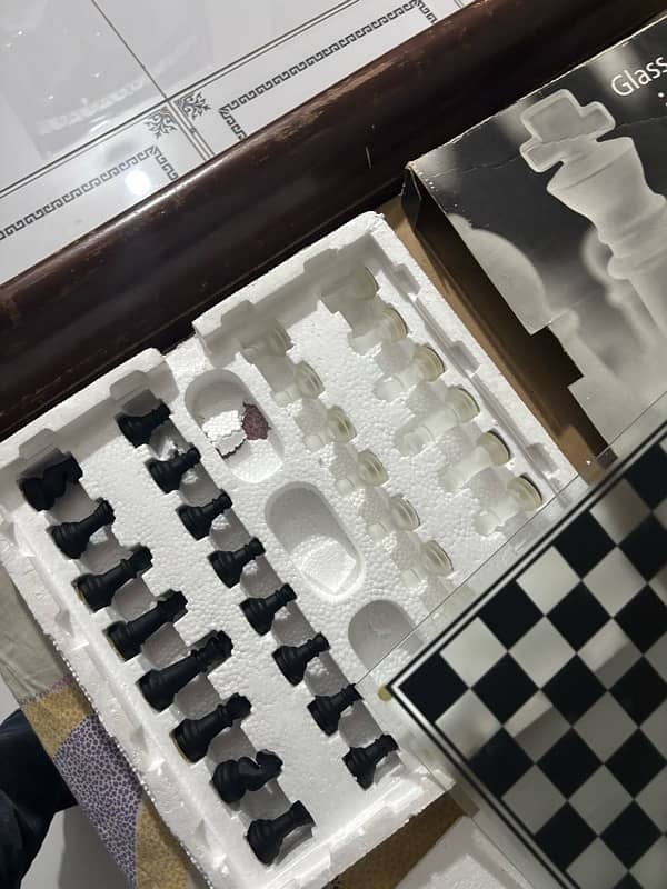 glass chess 2