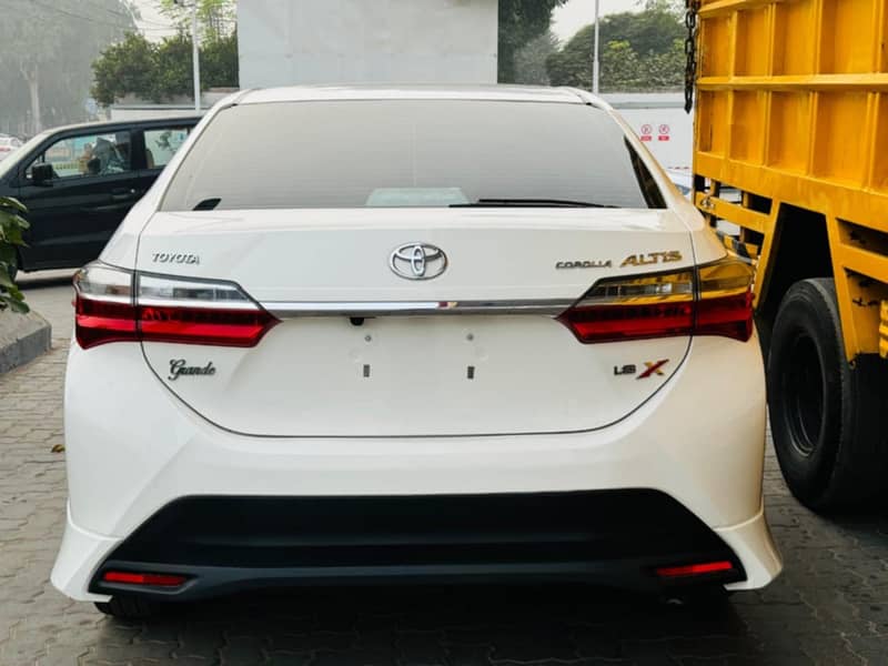 Toyota Altis Grande 2022 8