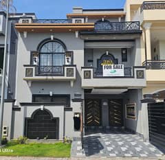 5 Marla House Facing Park For Sale In Phase 2 Dream Gardens Lahore