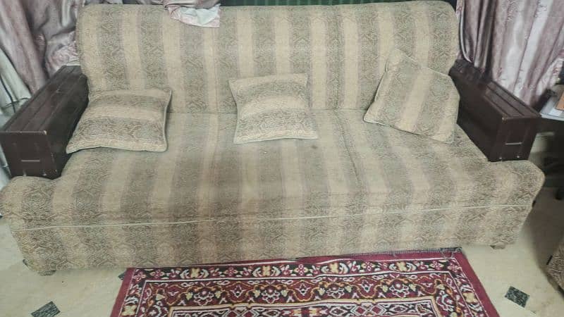 7 seater sofa with dewan 0