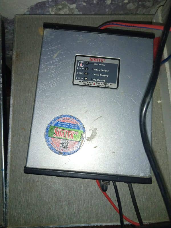 SIMTEK BATTERY CHARGER 20 AMP. . SOGO INVERTER 1000WATT 0