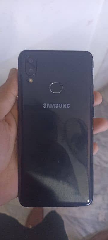 Samsung A10s 1