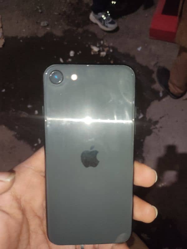 iphone SE 2020. Condition 10/10 . . battery health 97% bus bypass ho ga 1