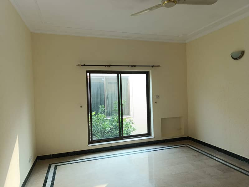 Prime Location 1 Kanal Modern House Available For Rent in DHA Phase 4 8